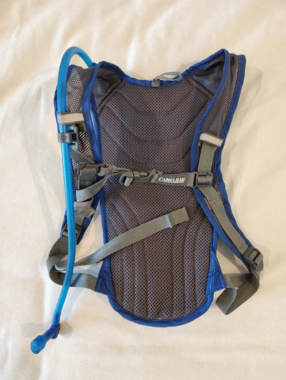 CamelBak Classic Hydration Pack Backpack W Reflective Strips And 2L Bladder